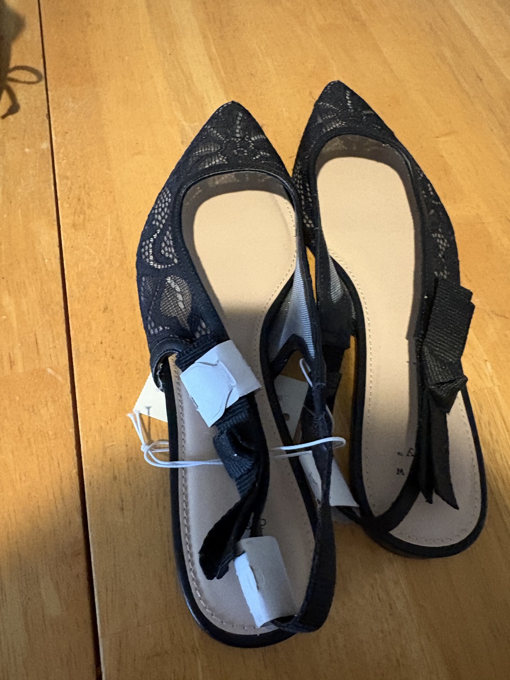 A New Day Women's Slingback Flats Black Floral Lace Pointed Toe Bow Size 8.5